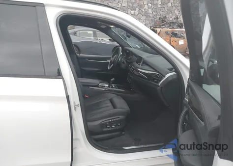 2015 BMW X5 xDrive50I z USA, uszkodzony, nr VIN 5UXKR6C58F0J76441